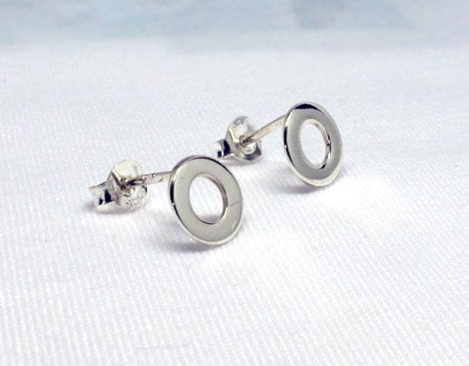 Sterling silver stud earrings, Small circle silver earrings, Minimalist stud earrings, 8 mm Silver stud earrings