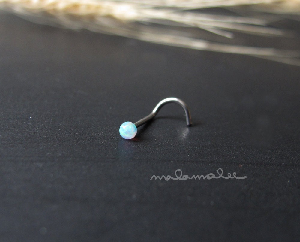 Nose ring with hot sale screw on ball