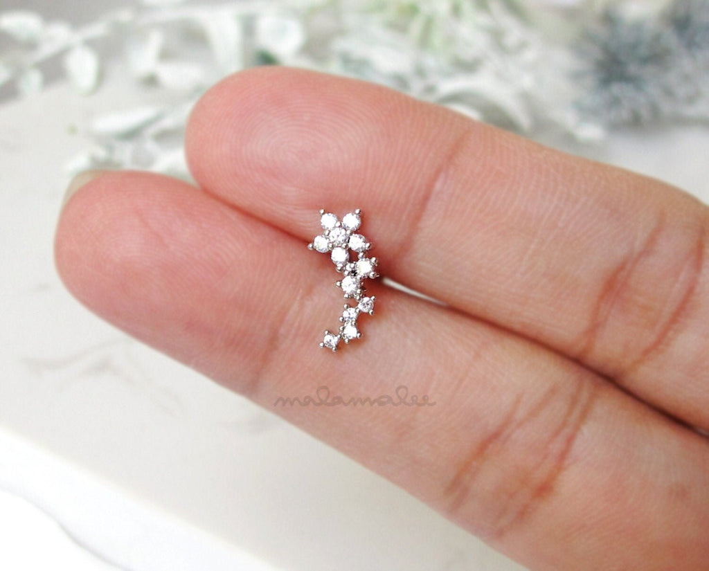 Sparkly Flower CZ Ear Piercing, CZ Stud Earrings, 20G Cartilage earrings, Minimalist earrings, Tiny diamond stud earrings, Surgical Steel