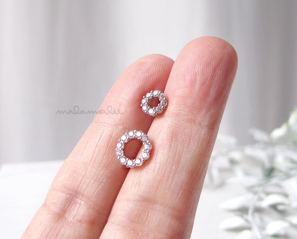 CZ Circle Ear Piercing, Round Stud CZ earrings, 16G Cartilage earrings, Minimalist earrings, cz diamond stud, Surgical Steel stud earrings